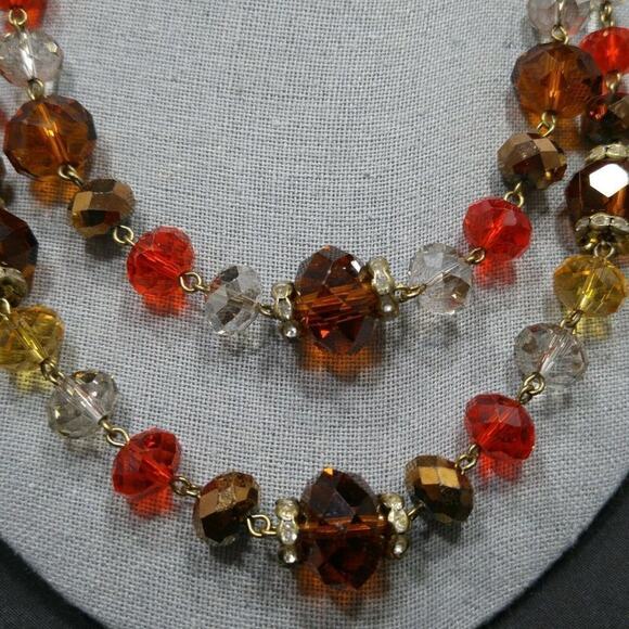 Trifari Beaded Necklace Stretch Bracelet Set, Crystal Beads, 18 & 7 Inches - Picture 5 of 6